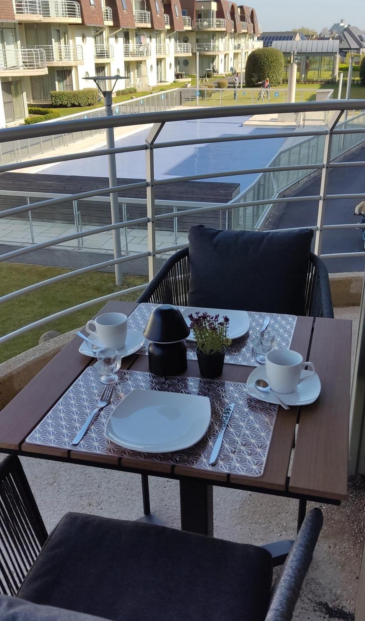 Apartment Sea Heated Pool With Parking - Promenade Cannes Bredene Buitenkant foto